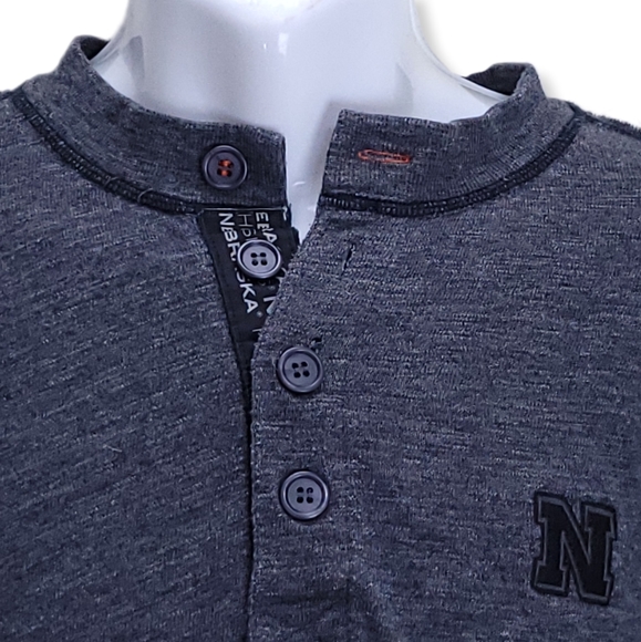 Salute by Levelwear Mens XXL Henley Shirt Gray Nebraska Cornhuskers Long Sleeve - Picture 2 of 7
